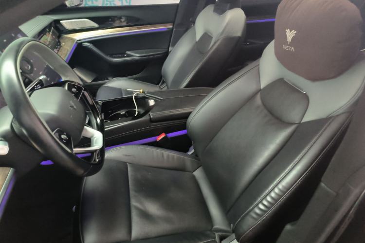 Used NETA S 2022 Extended-Range Version 1160 km Range Rear-Wheel Drive Mid-Grade Left Front Seat