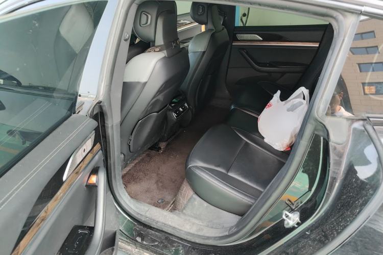 Used NETA S 2022 Pure Electric 715 km Range Rear-Wheel Drive Mid-Range Version Left Rear Seat