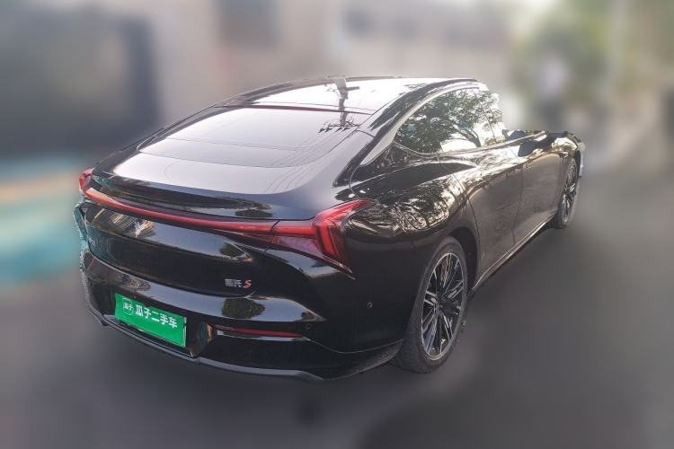 Used NETA S 2022 Extended-Range Version 1160 km Range Rear-Wheel-Drive Compact Edition Rear Right 45 Deg