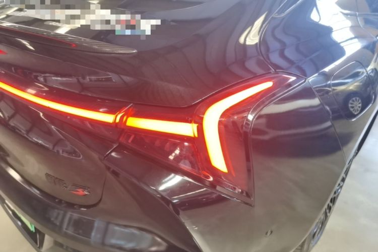 Used NETA S 2022 All-Electric 650 km Four-Wheel Drive Flagship Edition Right Rear Taillight