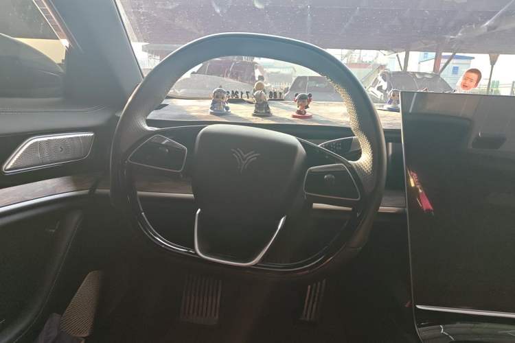 Used NETA S 2022 Extended-Range Version 1160 km Range Rear-Wheel-Drive Compact Edition Steering Wheel