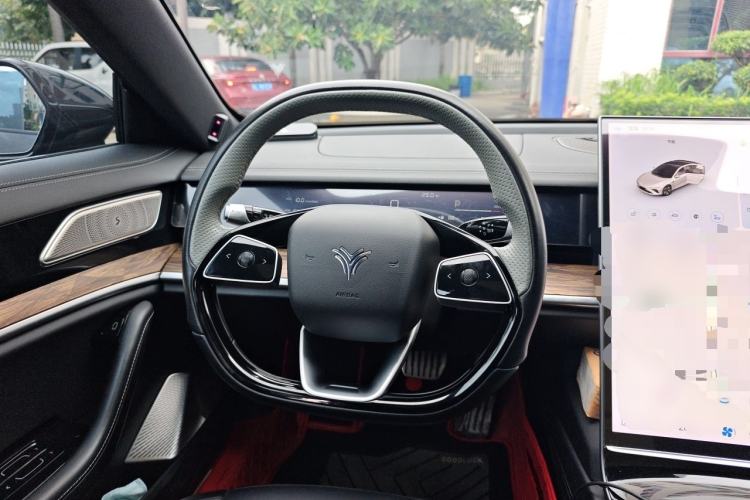 Used NETA S 2022 Extended-Range Version 1160 km Range Rear-Wheel-Drive Compact Edition Steering Wheel