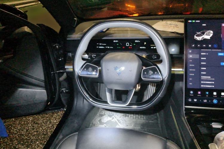 Used NETA S 2022 Extended-Range Version 1160 km Range Rear-Wheel-Drive Compact Edition Steering Wheel