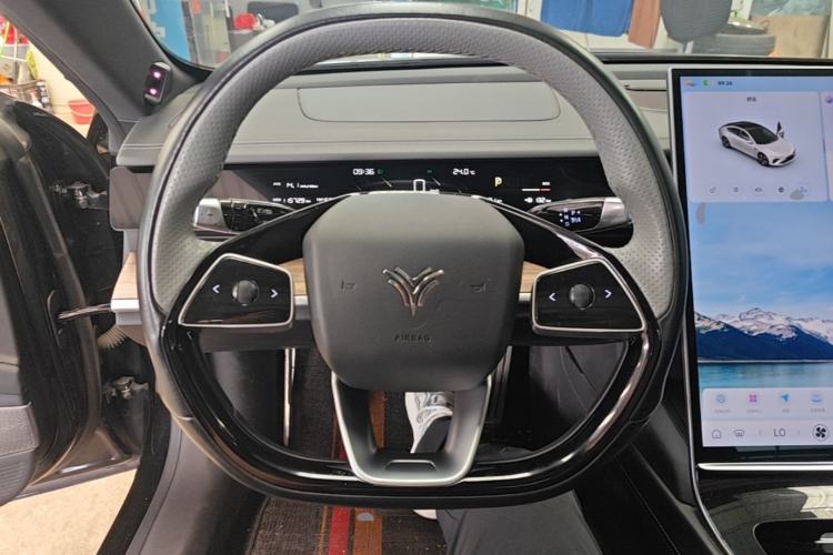 Used NETA S 2022 Extended-Range Version 1160 km Range Rear-Wheel-Drive Compact Edition Steering Wheel