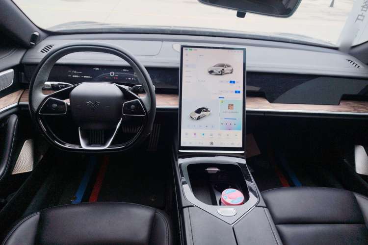 Used NETA S 2022 Extended-Range Version 1160 km Range Rear-Wheel-Drive Compact Edition Center Console