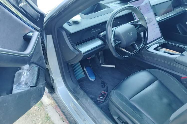 Used NETA S 2022 All-Electric 650 km Four-Wheel Drive Flagship Edition Driver Seat