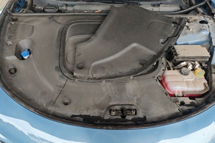 Used NETA S 2022 Extended-Range Version 1160 km Range Rear-Wheel Drive Mid-Grade Engine Bay