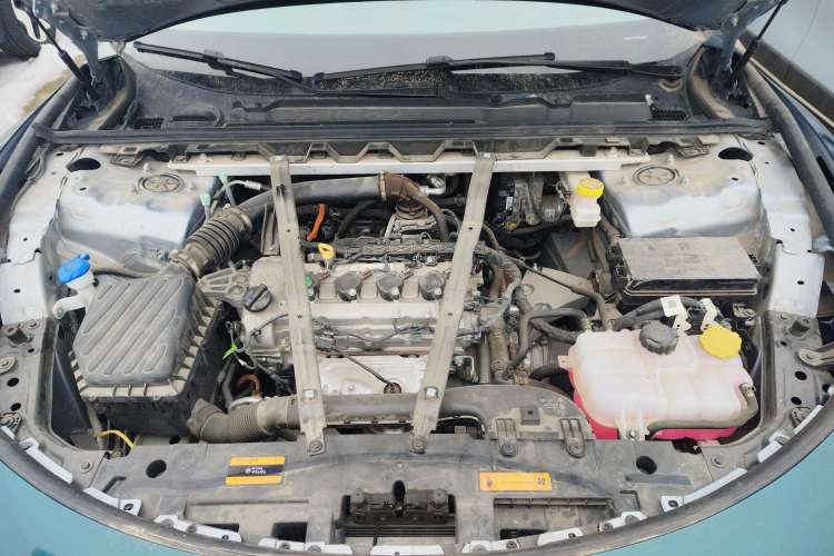 Used NETA S 2022 Extended-Range Version 1160 km Range Rear-Wheel-Drive Compact Edition Engine Bay