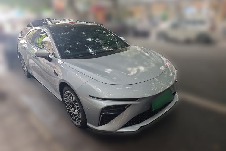 Used NETA S 2022 Extended-Range Version 1160 km Range Rear-Wheel Drive Mid-Grade Front Right 45 Deg