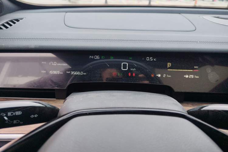 Used NETA S 2022 Extended-Range Version 1160 km Range Rear-Wheel-Drive Compact Edition Instrument Cluster