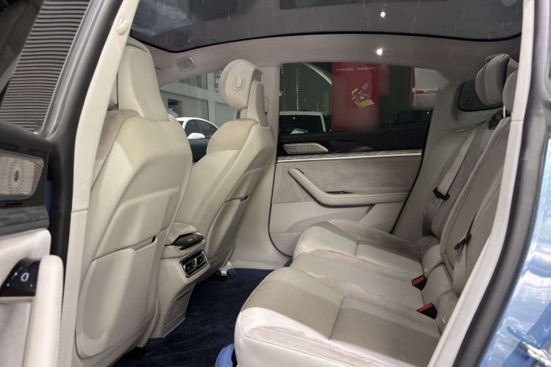 Used NETA S 2022 Extended-Range Version 1160 km Rear-Drive Big Edition Interior 2