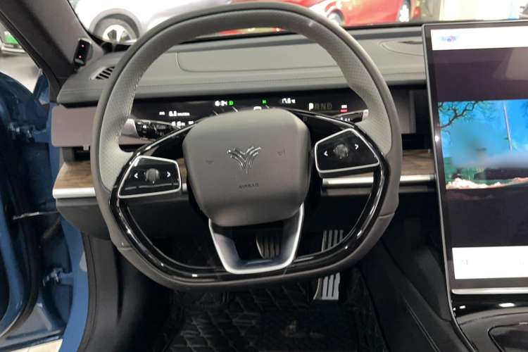 Used NETA S 2022 Extended-Range Version 1160 km Range Rear-Wheel-Drive Compact Edition Interior 3