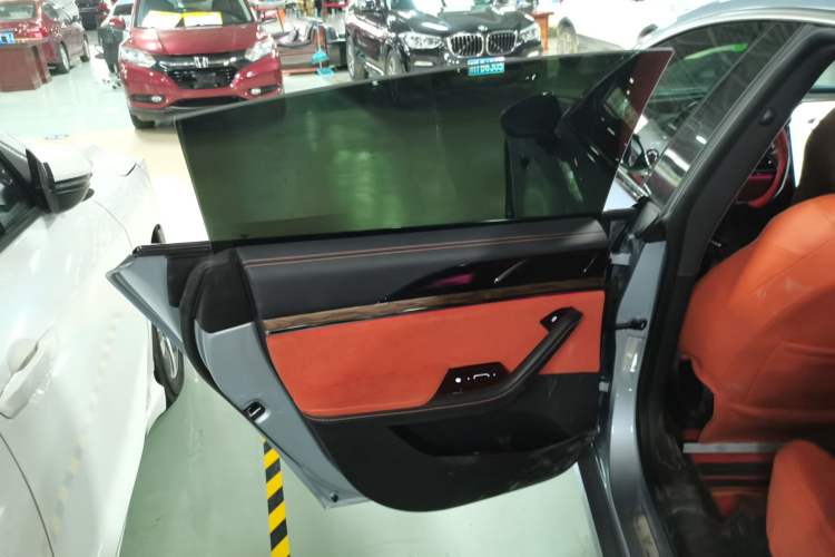 Used NETA S 2022 Extended-Range Version 1160 km Rear-Drive Big Edition Left Rear Door Interior