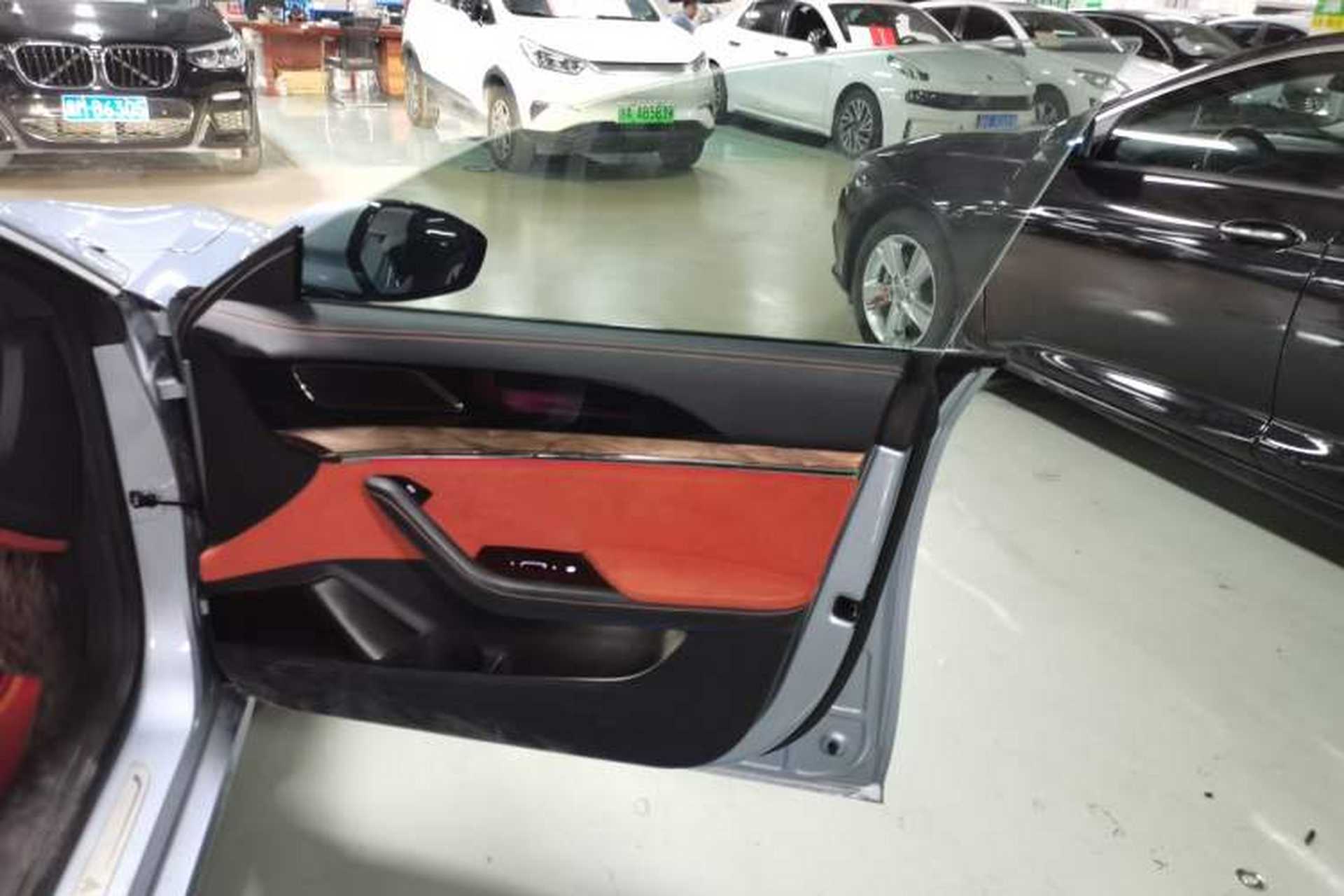 Used NETA S 2022 Extended-Range Version 1160 km Rear-Drive Big Edition Right Front Door Interior