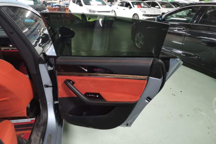 Used NETA S 2022 Extended-Range Version 1160 km Rear-Drive Big Edition Right Rear Door Interior
