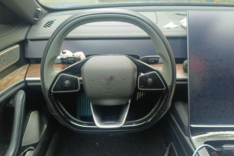 Used NETA S 2022 Extended-Range Version 1160 km Range Rear-Wheel Drive Mid-Grade Steering Wheel