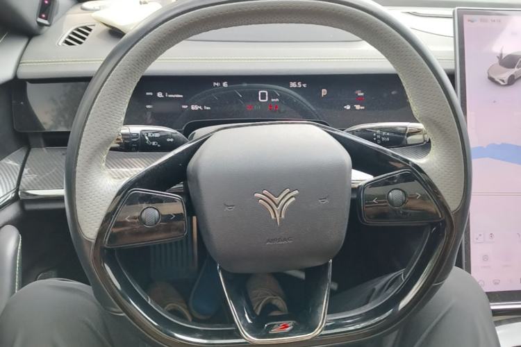 Used NETA S 2022 All-Electric 650 km Four-Wheel Drive Flagship Edition Steering Wheel