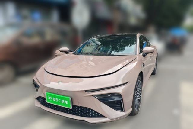 Used NETA S 2022 Extended-Range Version 1160 km Range Rear-Wheel Drive Mid-Grade