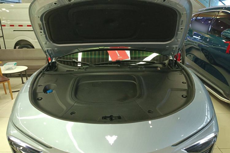 Used NETA S 2022 Extended-Range Version 1160 km Range Rear-Wheel-Drive Compact Edition Engine Bay