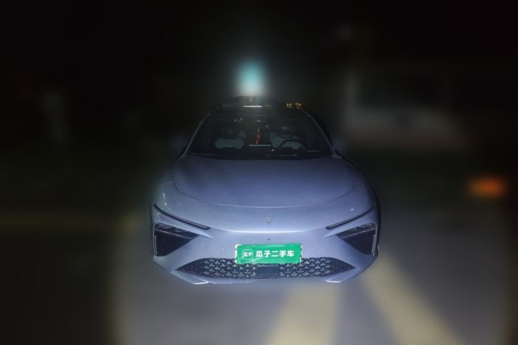 Used NETA S 2022 Extended-Range Version 1160 km Range Rear-Wheel Drive Mid-Grade Front