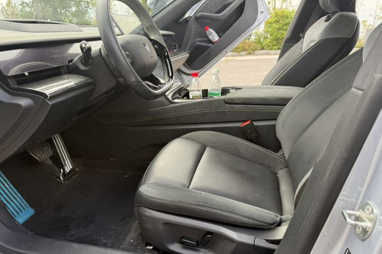 Used NETA S 2022 All-Electric 650 km Four-Wheel Drive Flagship Edition Interior 1
