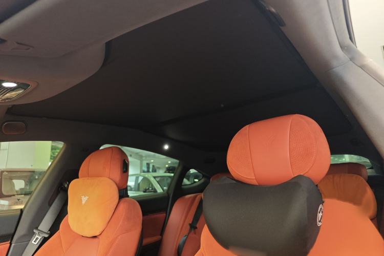 Used NETA S 2022 Extended-Range Version 1160 km Rear-Drive Big Edition Interior 2