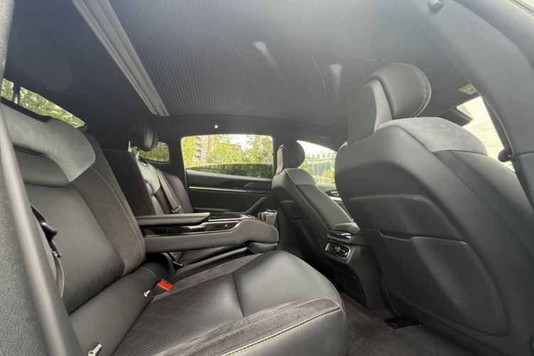 Used NETA S 2022 All-Electric 650 km Four-Wheel Drive Flagship Edition Interior 6