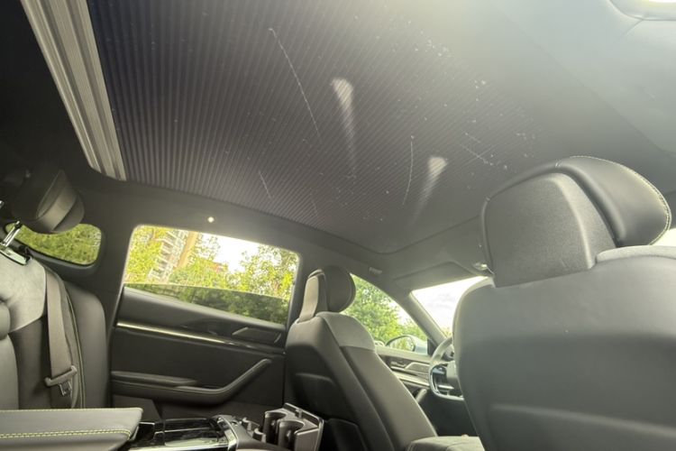 Used NETA S 2022 All-Electric 650 km Four-Wheel Drive Flagship Edition Interior 8