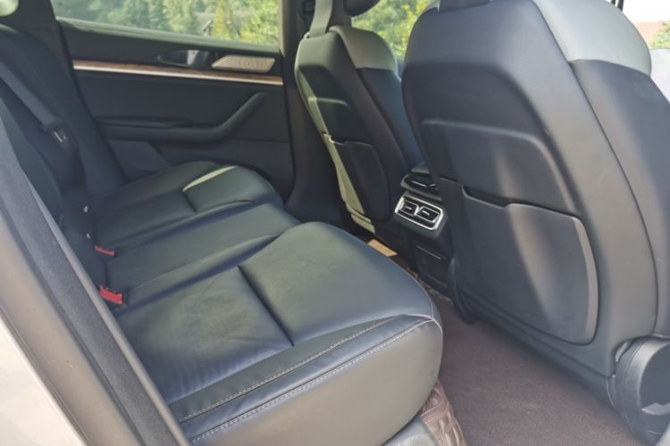Used NETA S 2022 Extended-Range Version 1160 km Range Rear-Wheel Drive Mid-Grade Interior 8