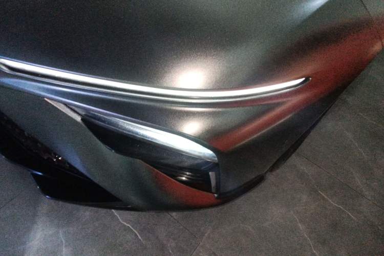 Used NETA S 2022 Extended-Range Version 1160 km Range Rear-Wheel Drive Mid-Grade Left Front Headlight