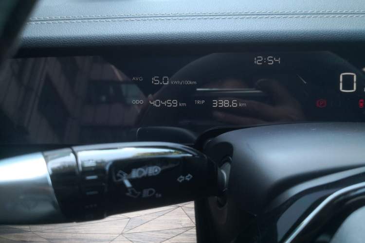 Used NETA S 2022 Pure Electric 715 km Range Rear-Wheel Drive Mid-Range Version Odometer Close Up
