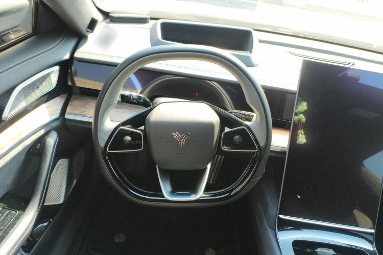 Used NETA S 2022 Extended-Range Version 1160 km Rear-Drive Big Edition Steering Wheel