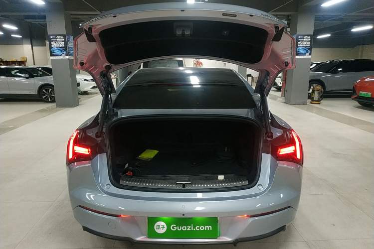 Used NETA S 2022 Pure Electric 715 km Range Rear-Wheel Drive Mid-Range Version Trunk