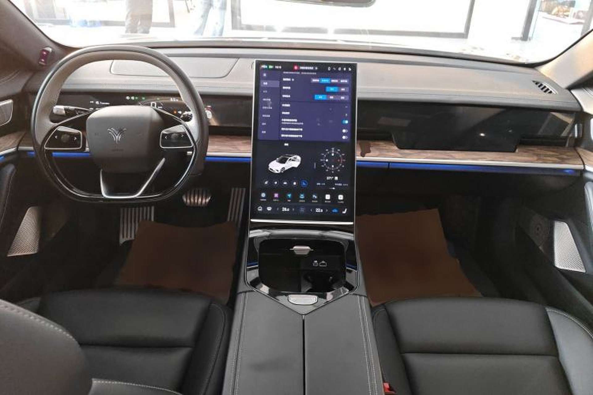 Used NETA S 2022 Extended-Range Version 1160 km Range Rear-Wheel-Drive Compact Edition Center Console