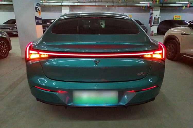 Used NETA S 2022 Extended-Range Version 1160 km Range Rear-Wheel Drive Mid-Grade Exterior 4