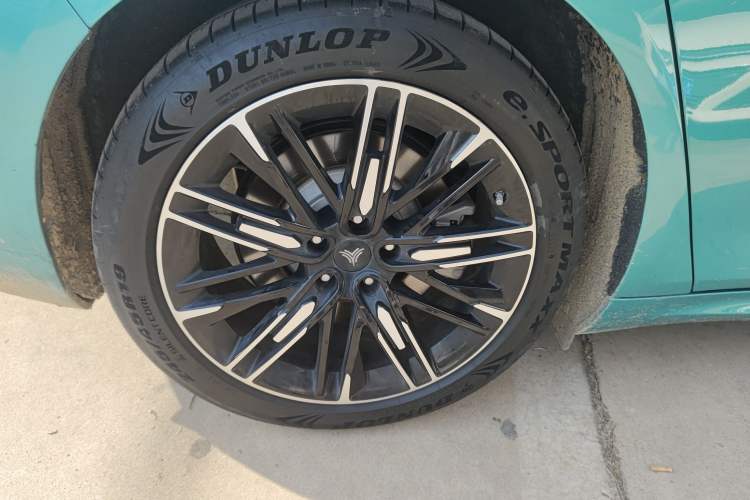 Used NETA S 2022 Extended-Range Version 1160 km Range Rear-Wheel Drive Mid-Grade Exterior 8