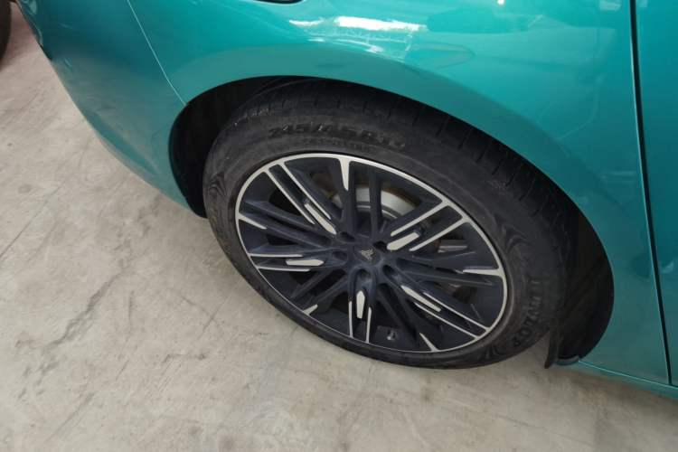 Used NETA S 2022 Extended-Range Version 1160 km Range Rear-Wheel Drive Mid-Grade Exterior 8