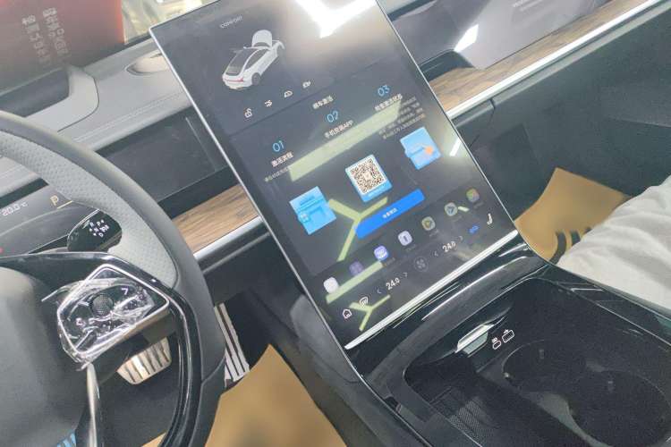 Used NETA S 2022 All-Electric 650 km Four-Wheel Drive Premium Version Gear Lever