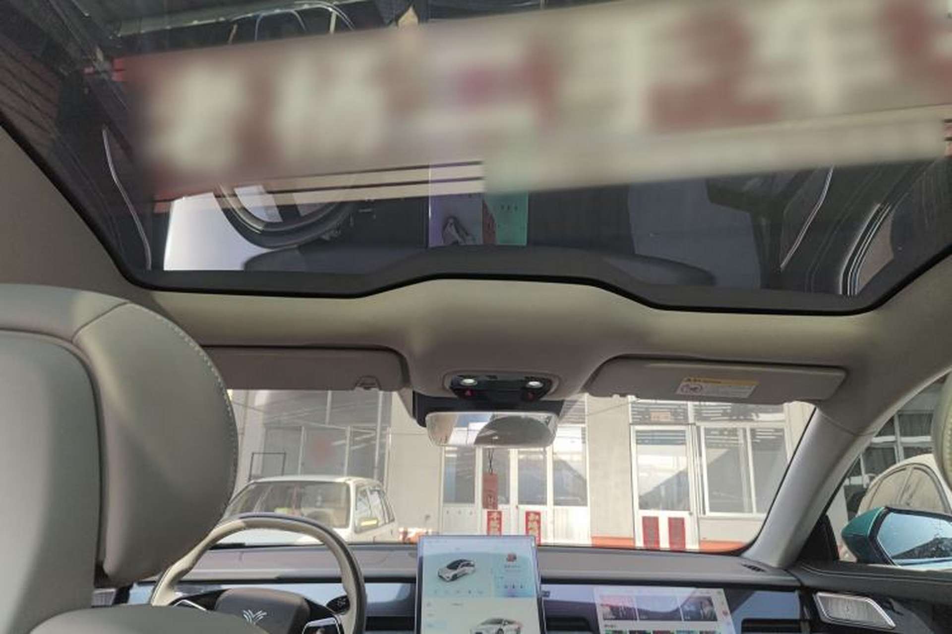 Used NETA S 2022 Extended-Range Version 1160 km Range Rear-Wheel Drive Mid-Grade Headliner
