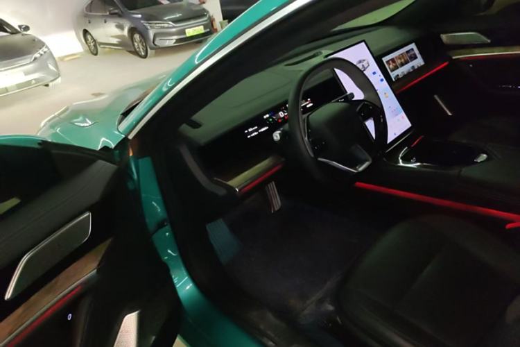 Used NETA S 2022 Extended-Range Version 1160 km Range Rear-Wheel Drive Mid-Grade Left Front Seat