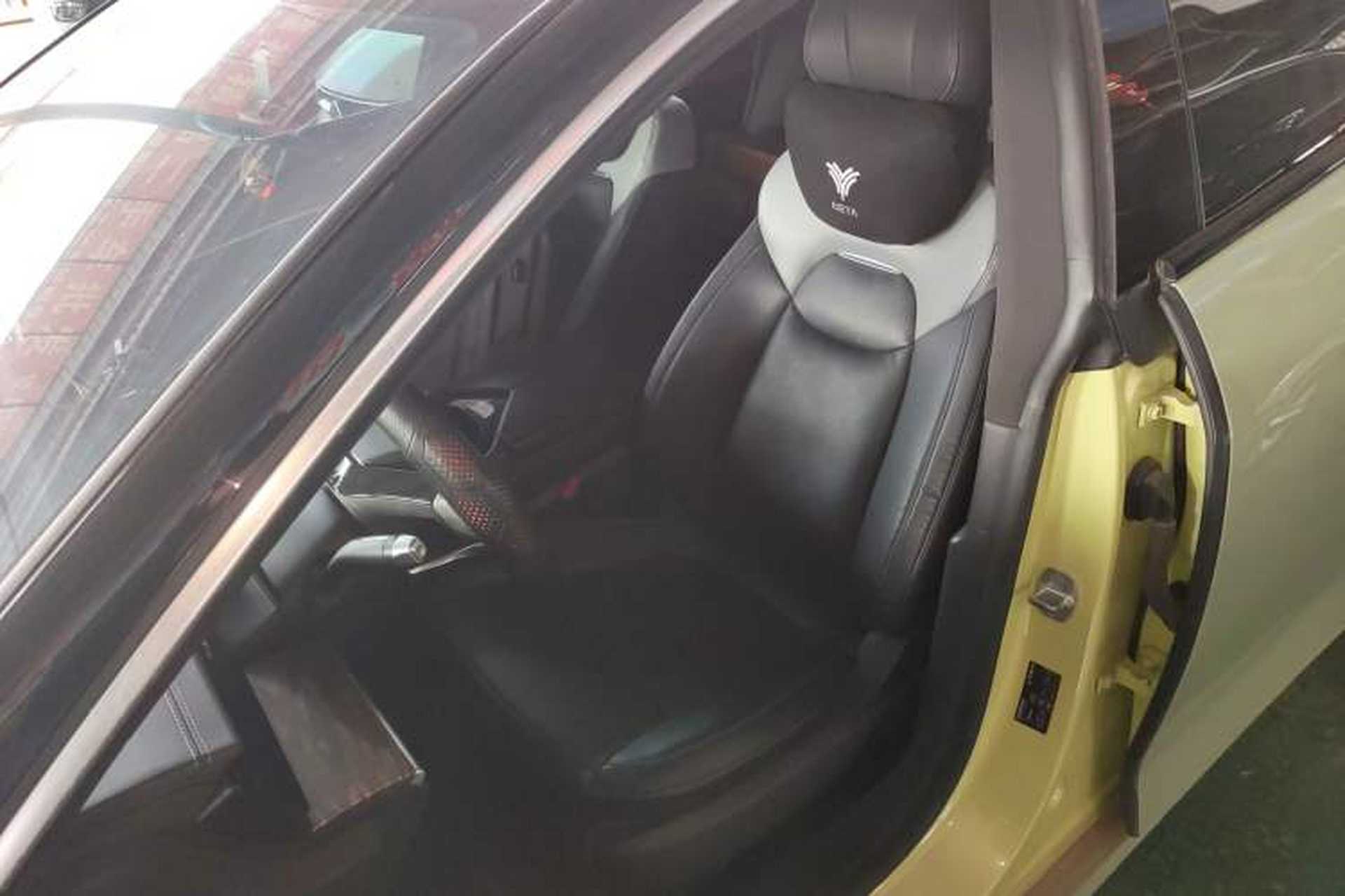 Used NETA S 2022 Extended-Range Version 1160 km Range Rear-Wheel Drive Mid-Grade Left Front Seat