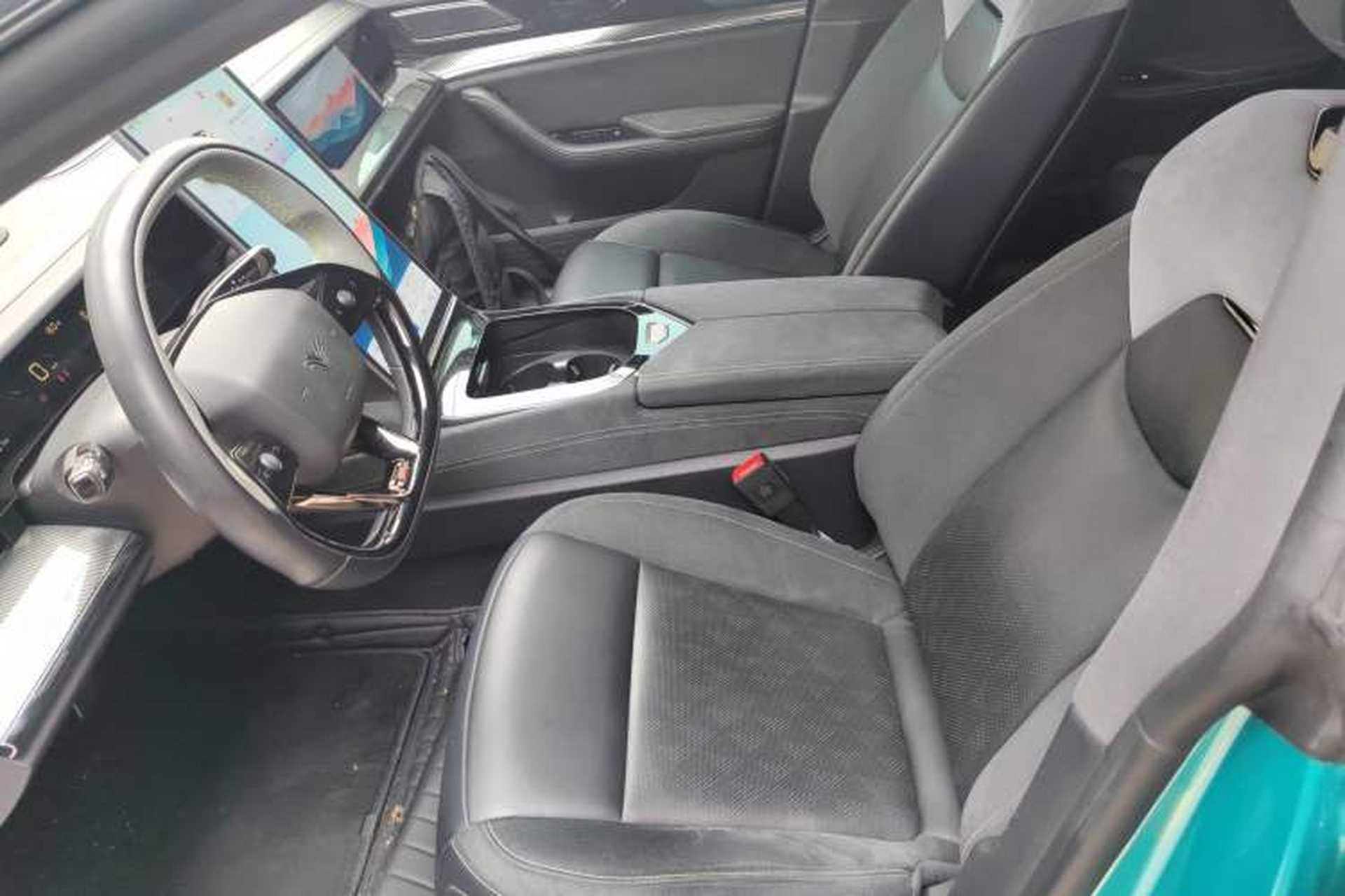 Used NETA S 2022 All-Electric 650 km Four-Wheel Drive Flagship Edition Left Front Seat