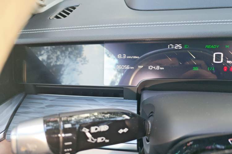 Used NETA S 2022 All-Electric 650 km Four-Wheel Drive Premium Version Odometer Close Up