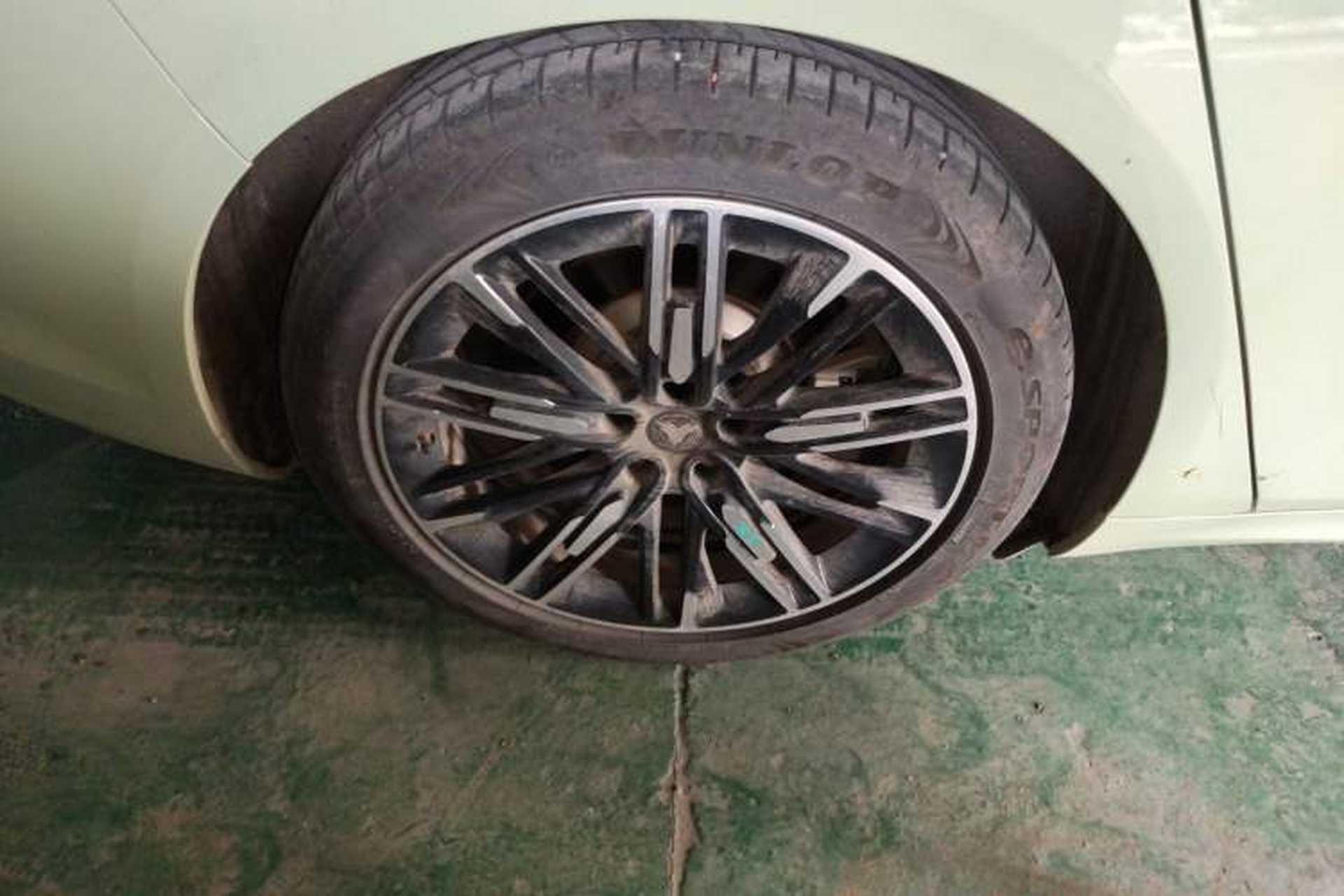 Used NETA S 2022 Extended-Range Version 1160 km Range Rear-Wheel Drive Mid-Grade Right Rear Wheel Hub
