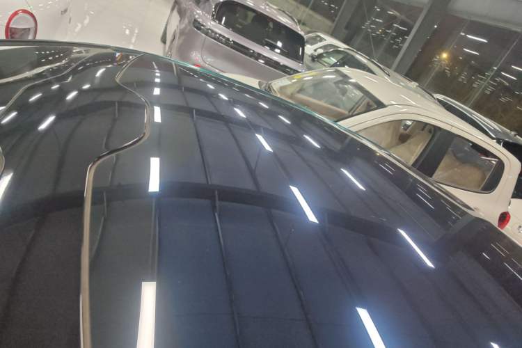 Used NETA S 2022 Extended-Range Version 1160 km Range Rear-Wheel-Drive Compact Edition Roof