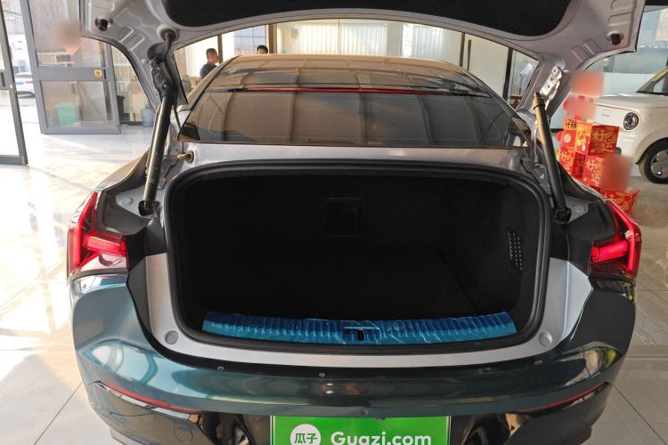 Used NETA S 2022 Extended-Range Version 1160 km Range Rear-Wheel-Drive Compact Edition Trunk