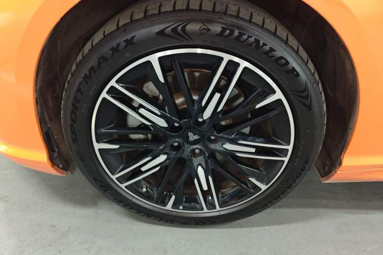 Used NETA S 2022 Extended-Range Version 1160 km Range Rear-Wheel Drive Mid-Grade Exterior 7