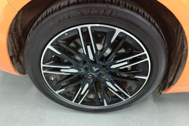 Used NETA S 2022 Extended-Range Version 1160 km Range Rear-Wheel Drive Mid-Grade Exterior 8