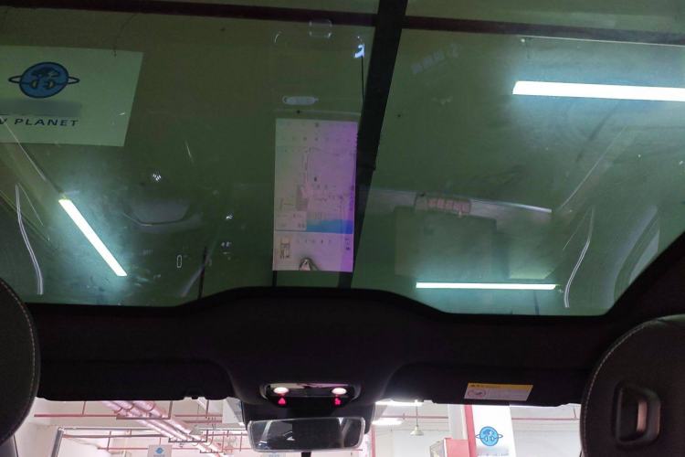 Used NETA S 2022 Extended-Range Version 1160 km Range Rear-Wheel Drive Mid-Grade Headliner