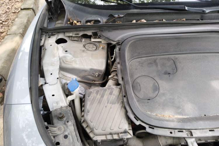 Used NETA S 2022 Extended-Range Version 1160 km Rear-Drive Big Edition Engine Bay Right